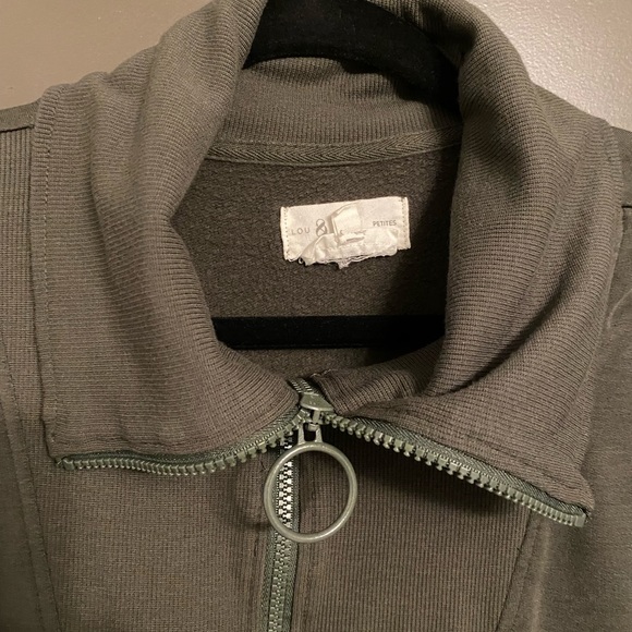 Lou & Grey Zip Top - Picture 4 of 6